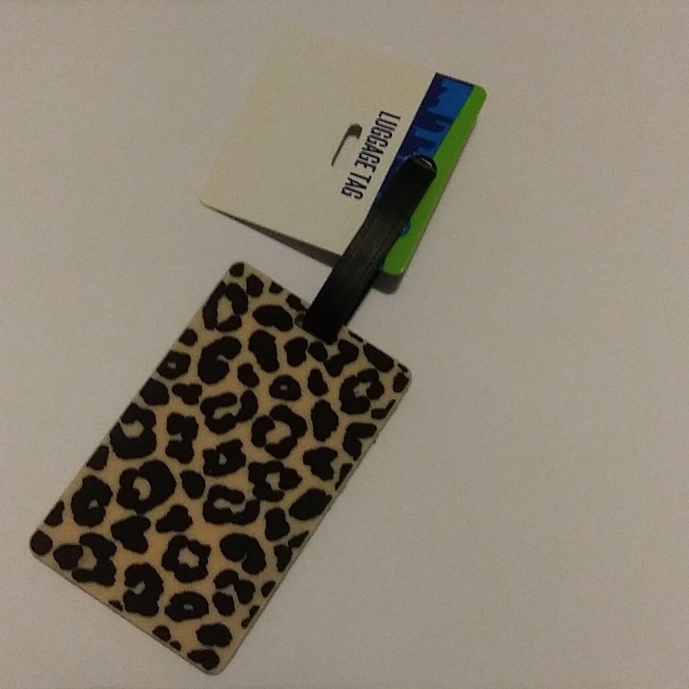 Bundle with this-Have fun traveling with this Animal Print Leopard Desig…